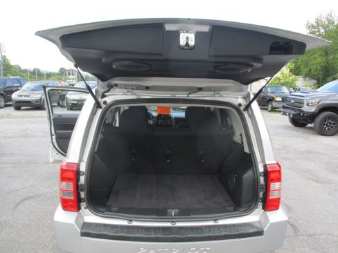 Used 2010 Jeep Patriot 4WD Sport image 47