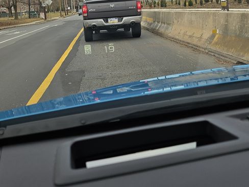 Used 2020 Toyota Prius Prime Limited image 32