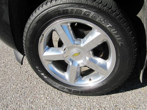 Used 2008 Chevrolet Avalanche LTZ image 8