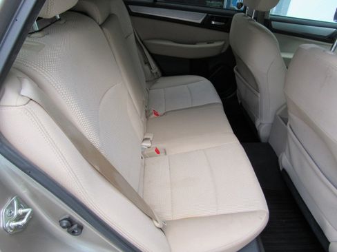 Used 2015 Subaru Outback 2.5i Premium AWD/4WD image 16