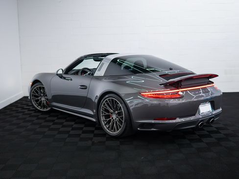 Used 2017 Porsche 911 Targa 4S image 5