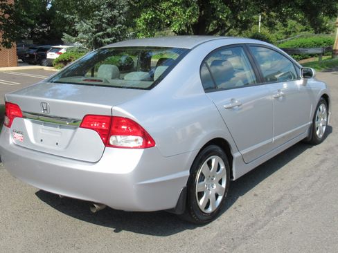 Used 2010 Honda Civic LX Sedan image 7