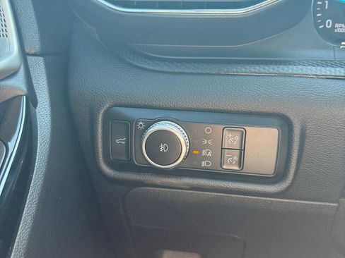 Used 2023 Ford Explorer 2WD ST-Line image 9