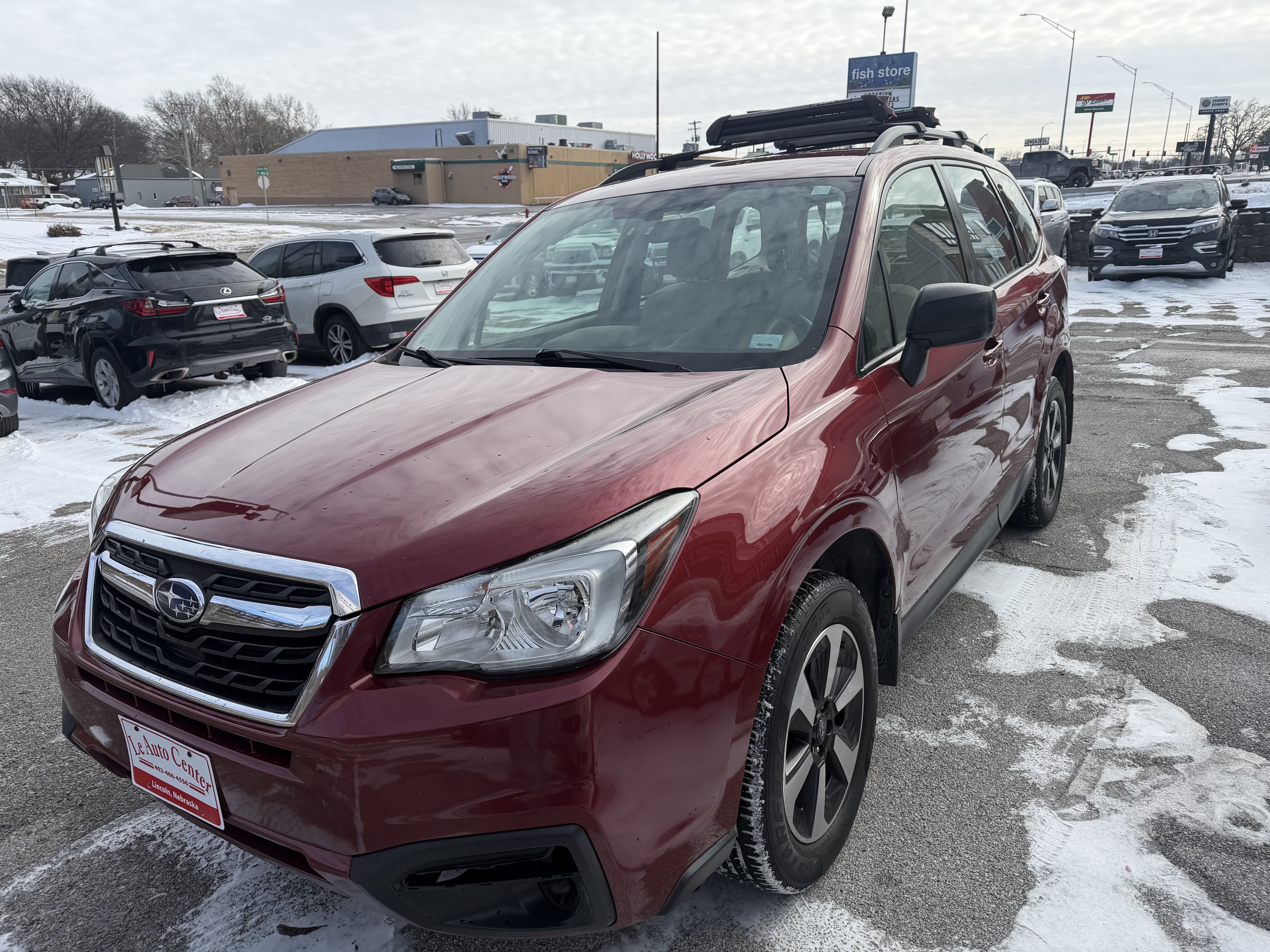 Used 2017 Subaru Forester 2.5i AWD/4WD image 4