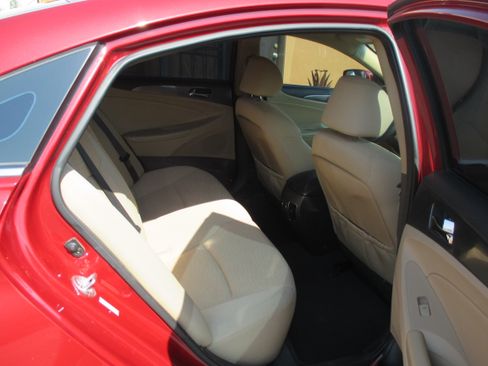 Used 2012 Hyundai Sonata Hybrid FWD image 11