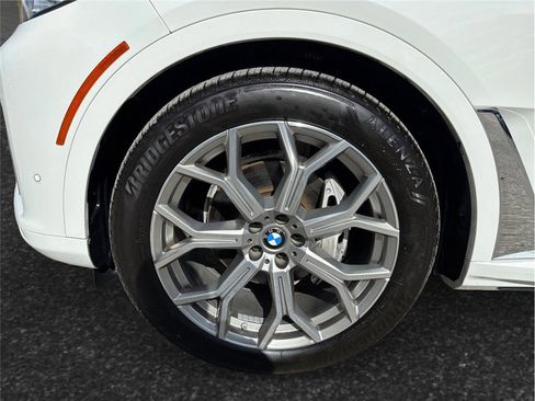 Used 2021 BMW X7 xDrive40i image 13