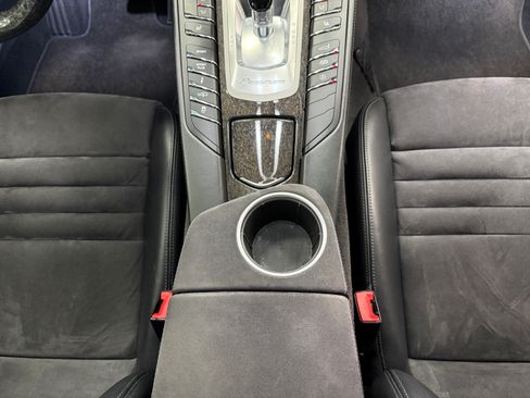 Used 2013 Porsche Panamera GTS image 26