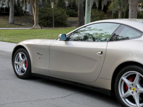 Used 2005 Ferrari 612 Scaglietti RWD image 9