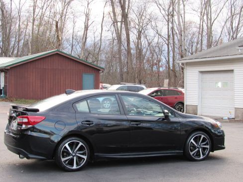 Used 2022 Subaru Impreza 2.0i Sport image 16