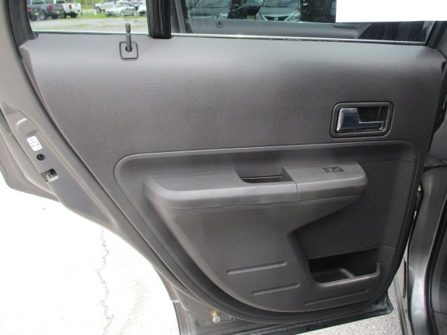 Used 2010 Ford Edge AWD Limited image 19