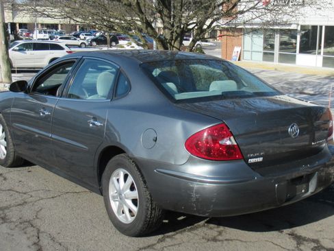 Used 2005 Buick LaCrosse CX image 5