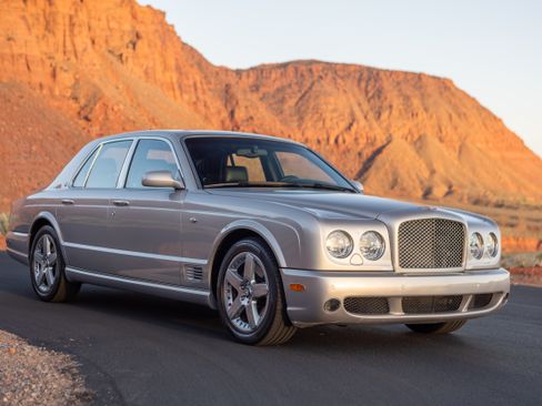 Used 2005 Bentley Arnage T image 1