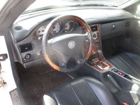 Used 2002 Mercedes-Benz SLK 320 image 12