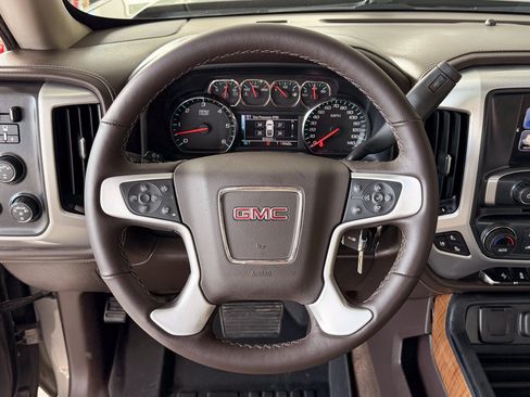 Used 2017 GMC Sierra 1500 SLT image 9