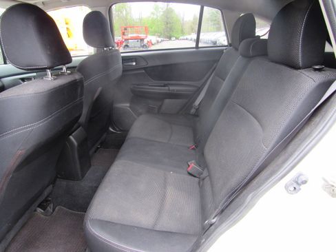 Used 2013 Subaru XV Crosstrek 2.0i Premium AWD/4WD image 13