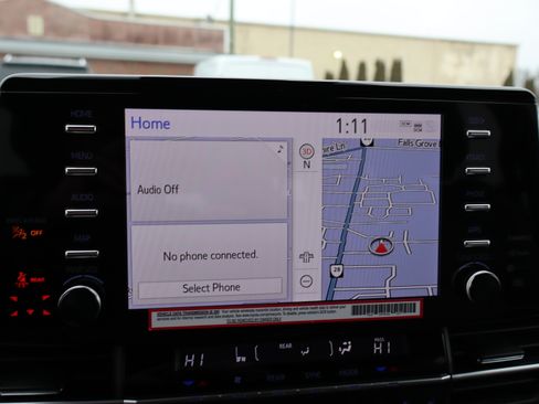 Used 2024 Toyota Sienna Platinum image 29