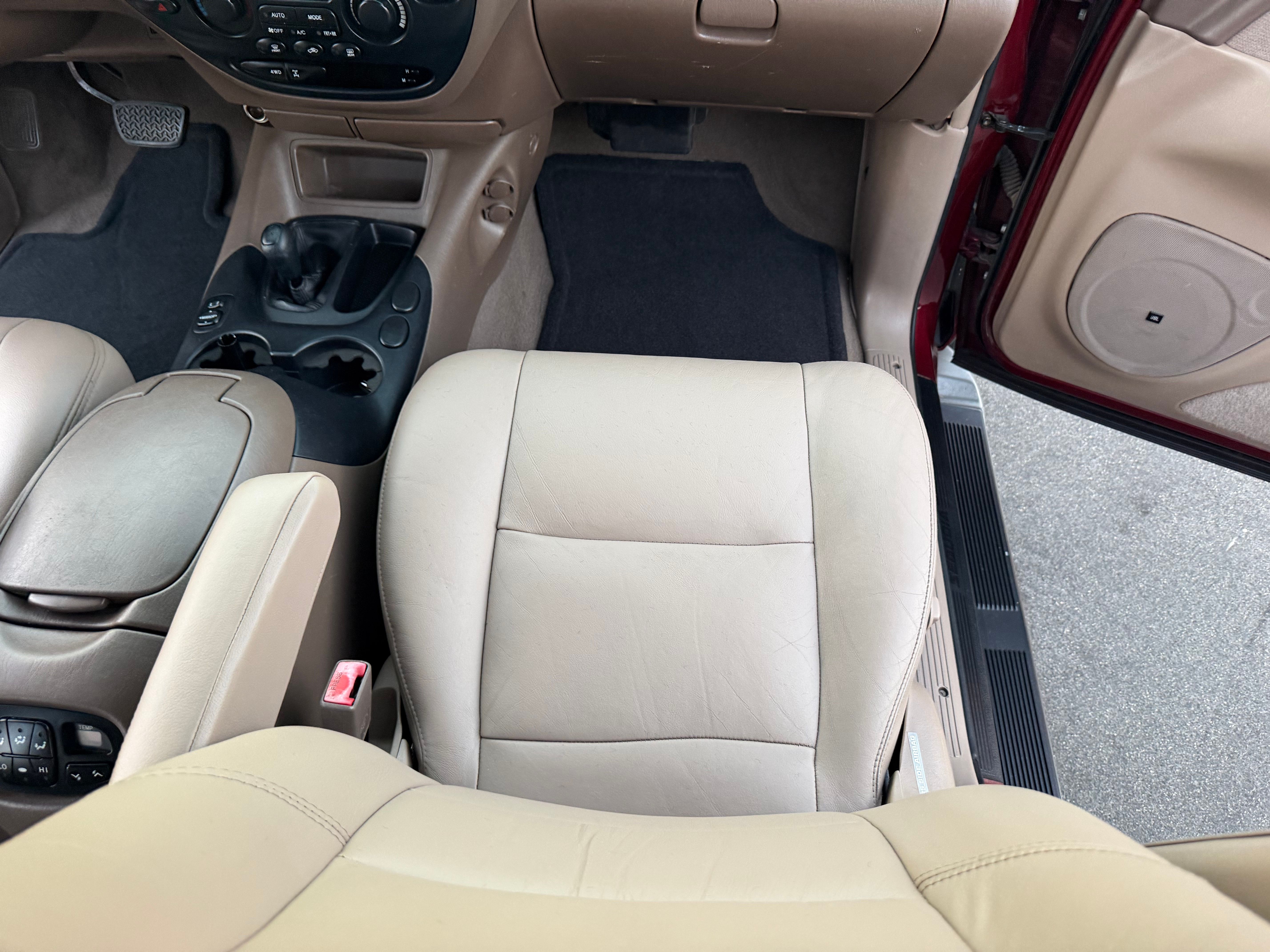 Used 2003 Toyota Sequoia 4WD SR5 image 33