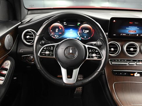 Used 2020 Mercedes-Benz GLC 300 image 25