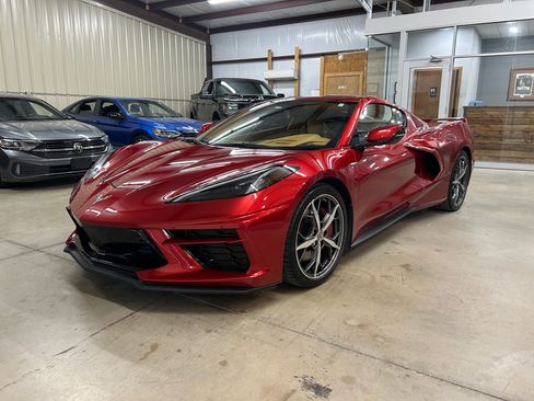 Used 2021 Chevrolet Corvette Stingray Premium Cpe w/ 3LT RWD image 3