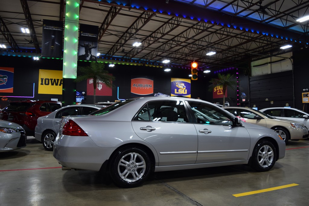 Used 2007 Honda Accord EX image 8