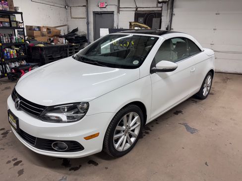 Used 2015 Volkswagen Eos Komfort image 31