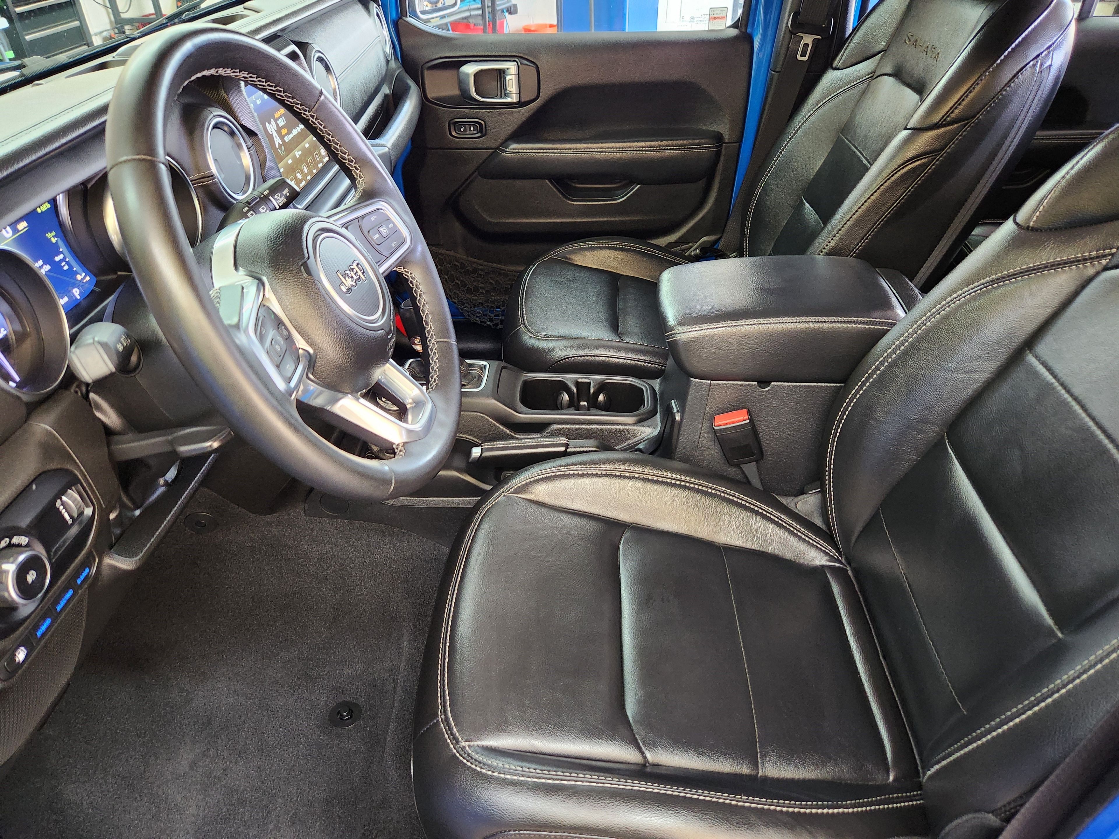 Used 2023 Jeep Wrangler 4WD Unlimited Sahara 4xe image 19