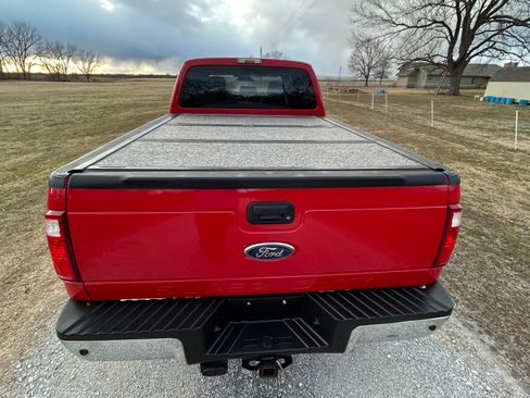 Used 2014 Ford F250 XLT image 6
