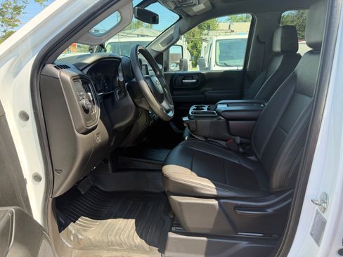 Used 2021 Chevrolet Silverado 2500 2WD Crew Cab W/T image 10