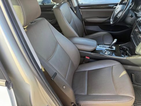 Used 2011 BMW X3 xDrive28i AWD/4WD image 7
