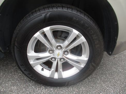 Used 2014 Chevrolet Equinox LS image 15