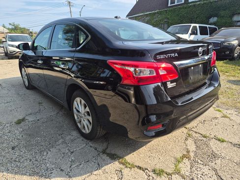 Used 2019 Nissan Sentra SV FWD image 4