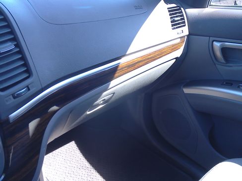 Used 2012 Hyundai Santa Fe GLS image 16