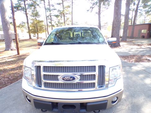 Used 2012 Ford F150 Lariat image 3