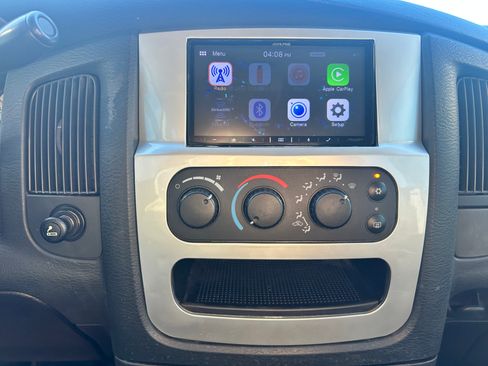 Used 2005 Dodge Ram 1500 Truck SLT image 11