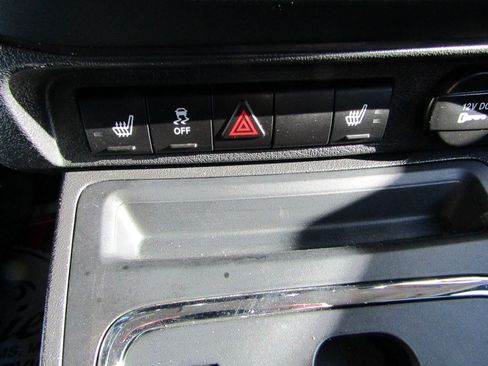 Used 2013 Jeep Patriot Latitude image 21