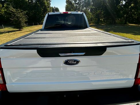 Used 2022 Ford F250 4x4 Crew Cab Super Duty image 8
