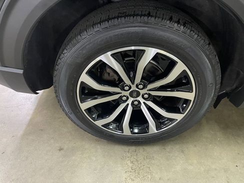 Certified 2022 Ford Explorer ST-Line image 12