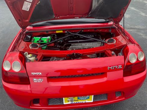 Used 2003 Toyota MR2 Spyder UNAVAIL RWD image 26