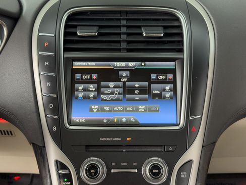 Used 2016 Lincoln MKX Reserve image 12