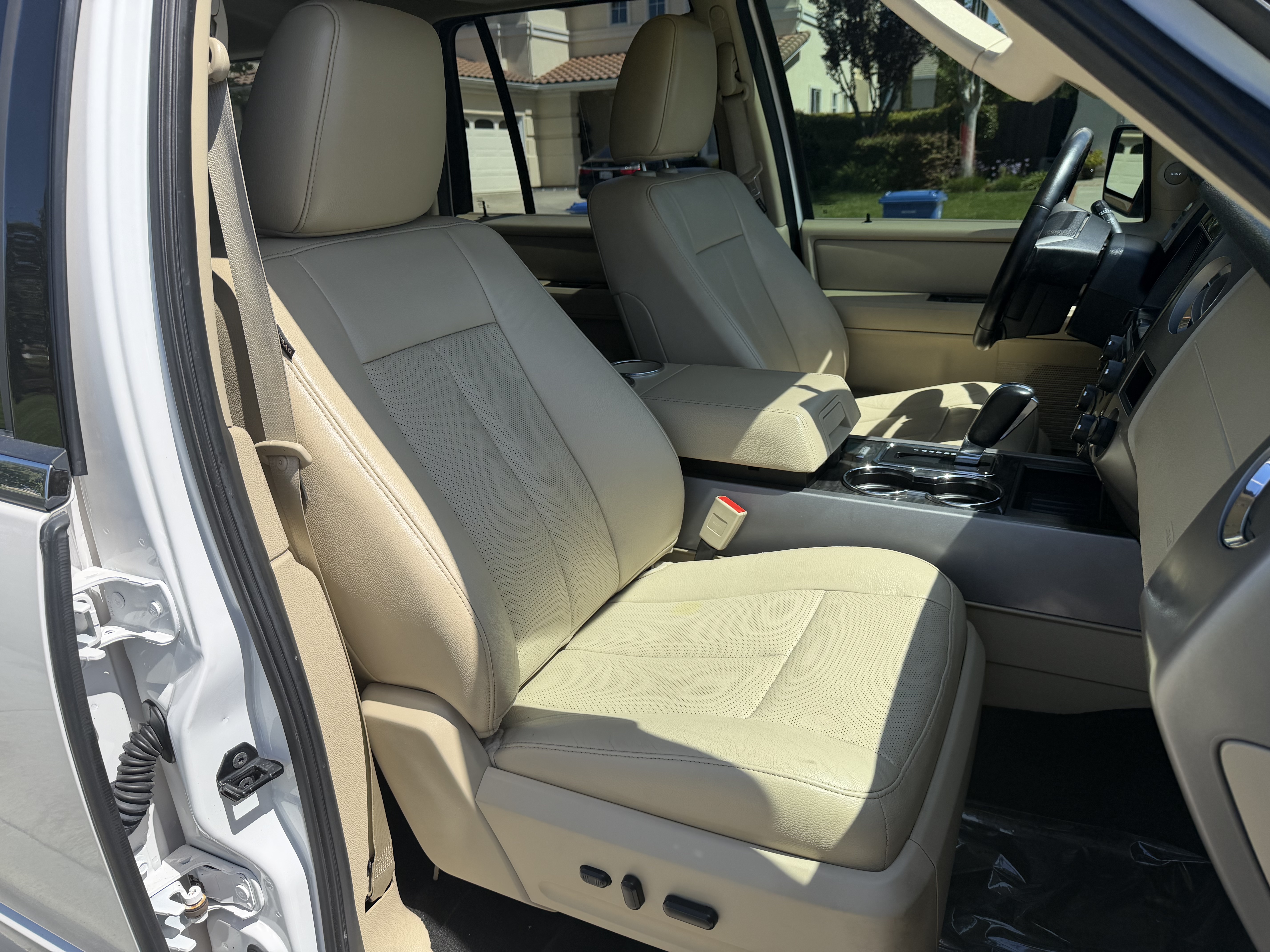 Used 2017 Ford Expedition EL 4WD Limited image 8