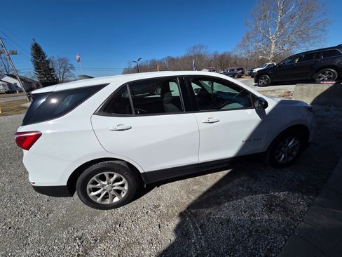 Used 2018 Chevrolet Equinox LS image 7