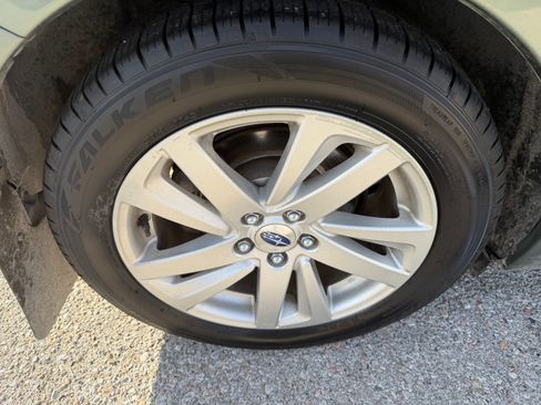 Used 2015 Subaru Impreza 2.0i Premium image 8