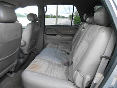 Used 2002 Toyota Sequoia 2WD TRD Sport image 12