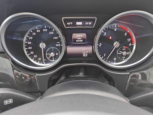 Used 2015 Mercedes-Benz GL 350 image 10