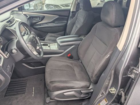 Used 2017 Nissan Murano S image 7
