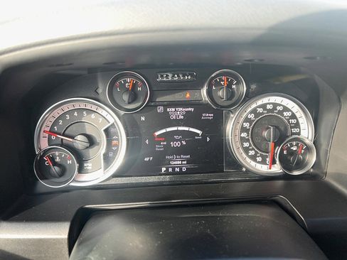 Used 2019 RAM 1500 Big Horn image 33
