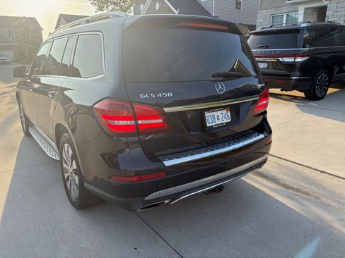 Used 2017 Mercedes-Benz GLS 450 image 4