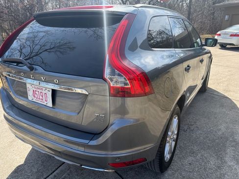 Used 2016 Volvo XC60 T5 Premier image 7