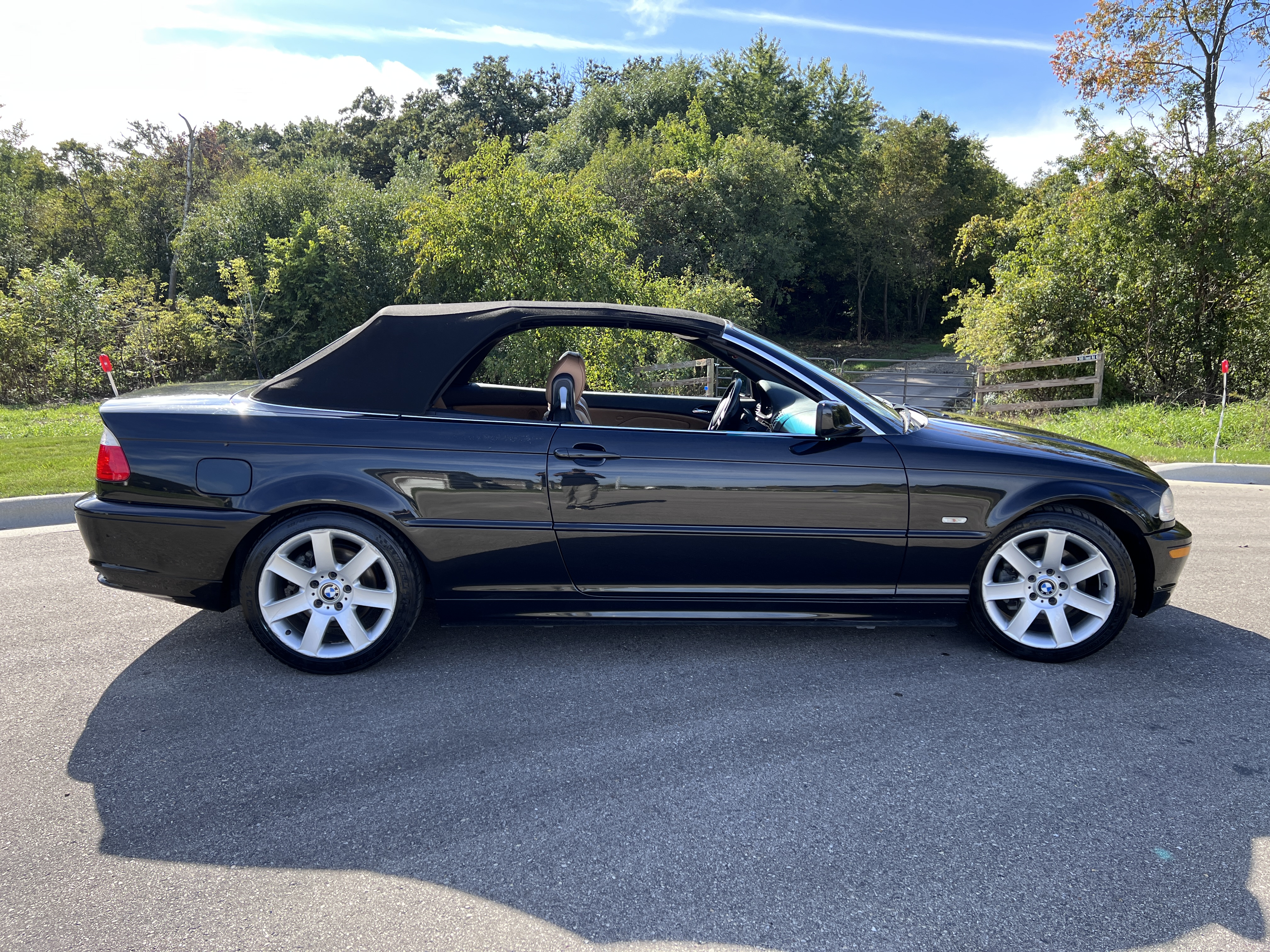 Used 2003 BMW 325Ci Convertible RWD image 6