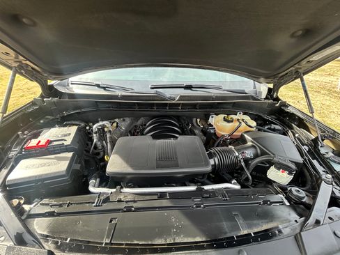 Used 2022 GMC Yukon XL AT4 image 19